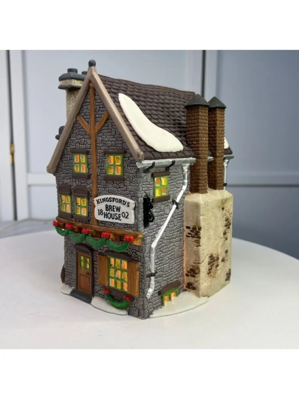 Dept 56 Kingsford's Brew House Dickens Village Lighted Building 1993 (no box)